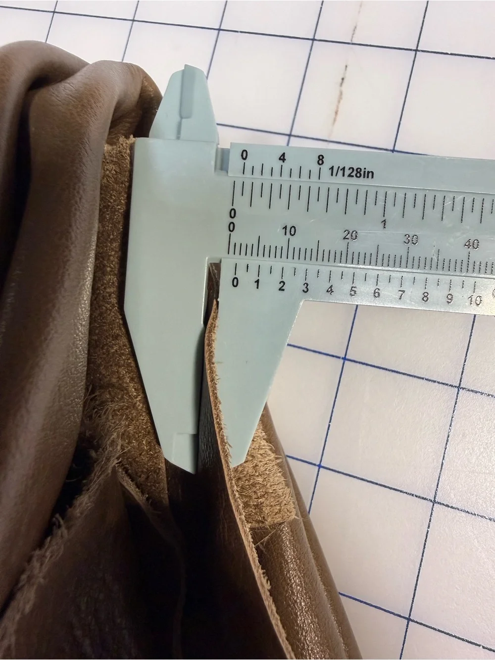 Upholstery Leather Hide Remnant Taupe Brown Color Over 12sf 1.4mm 3-4oz